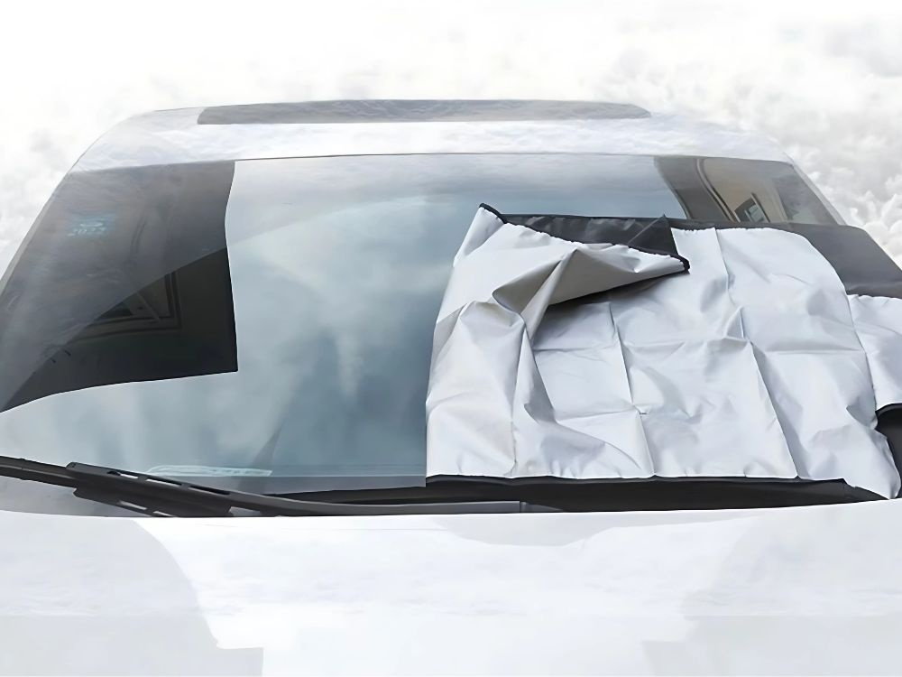 Divpusējs auto vējstikla pārsegs pret sauli un salu 190x70 cm (3)