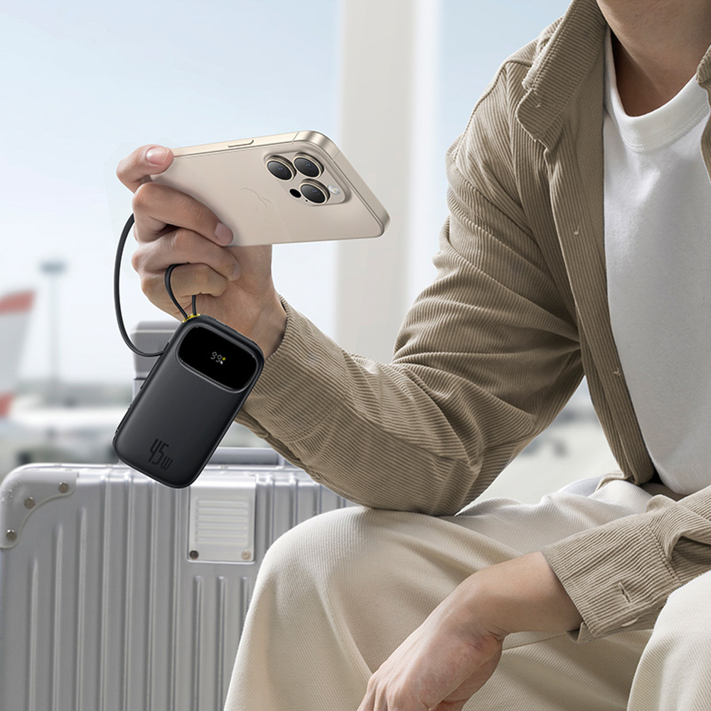 Baseus EnerFill FC31 10000mAh 45W ārējais akumulators ar USB-C un Lightning vadiem – melns (2)