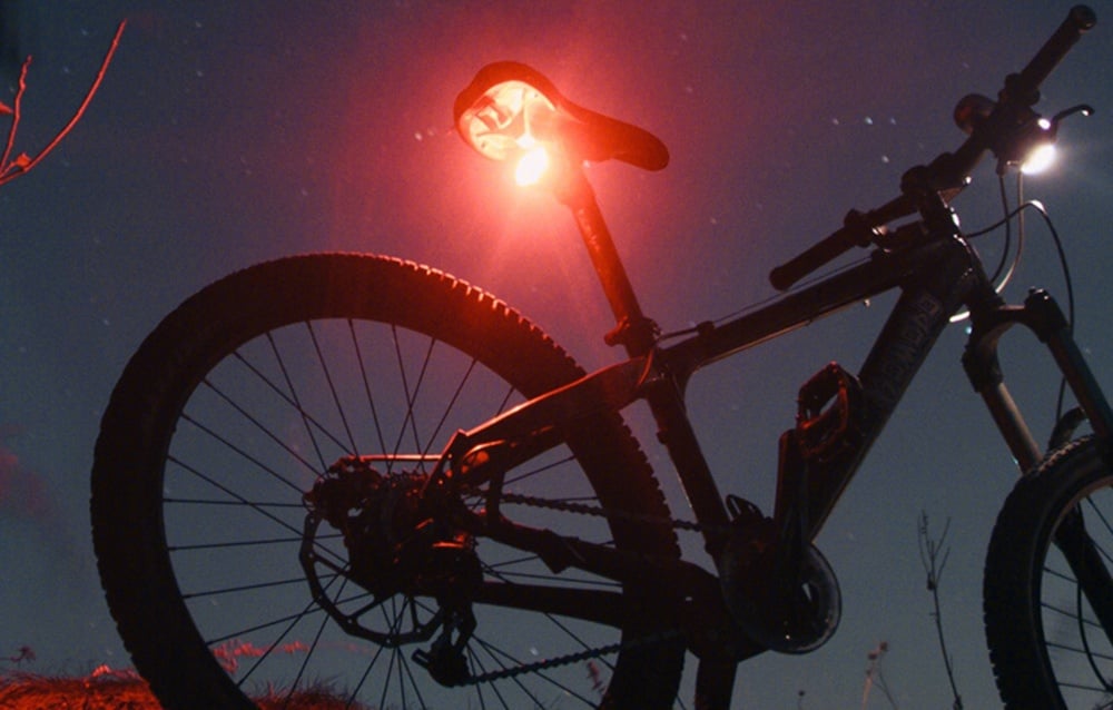 Aizmugurējais velo lukturis Superfire BTL05 LED USB IP65 (2)