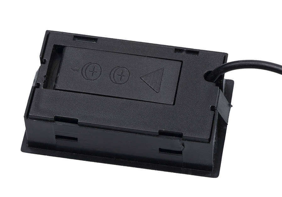 Цифровой панельный термометр с зондом (2)