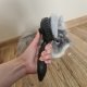 Самоочищающаяся щётка для расчёсывания, вычёсывания и массажа...