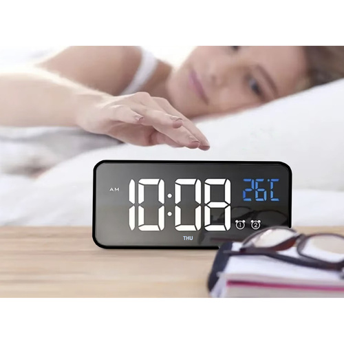 Elektroniskais LED modinātājs Izoxis 24736 ar snaudas funkciju, melns (3)