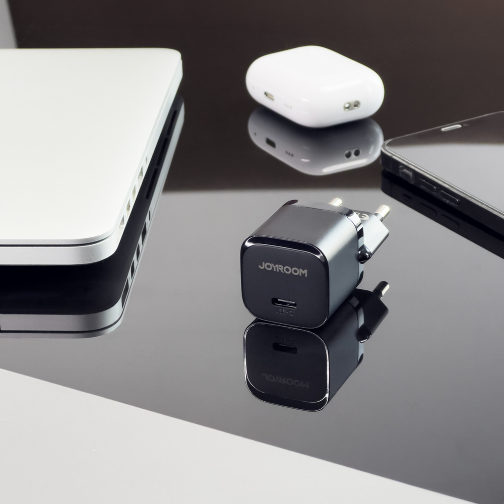 Mini lādētājs USB C 20W PD Joyroom JR-TCF02 - melns (2)