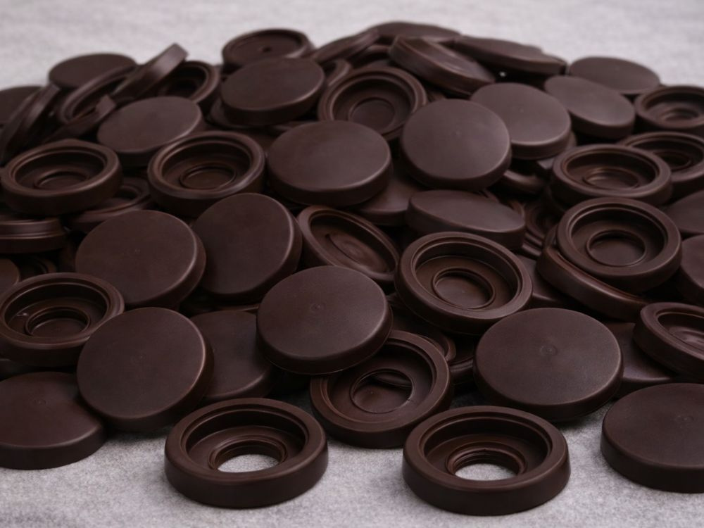 Skrūvju vāciņi 100 gab. mēbeļu skrūvju maskēšanai, brūni (1)